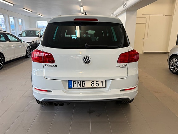 Volkswagen Tiguan 11 of 30