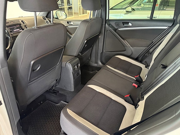 Volkswagen Tiguan 19 of 30