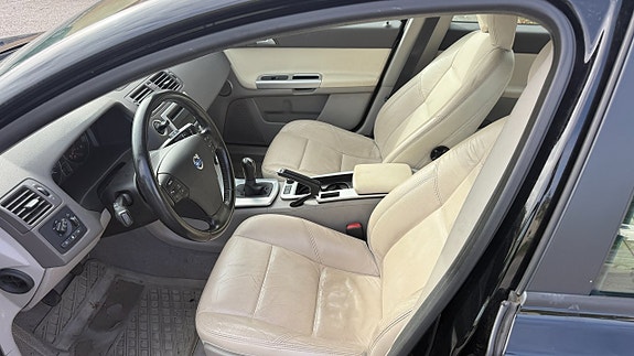 Volvo V50 11 of 13