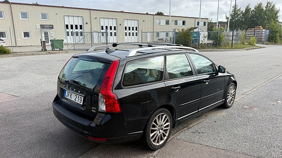 Volvo V50 6 of 13