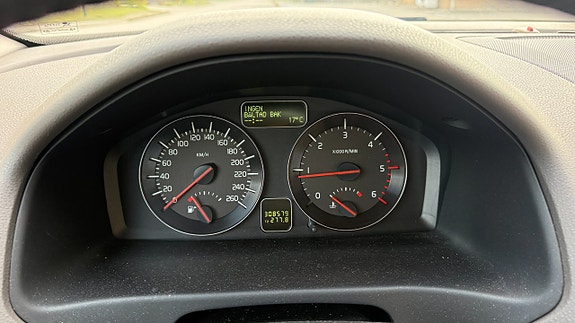 Volvo V50 8 of 13