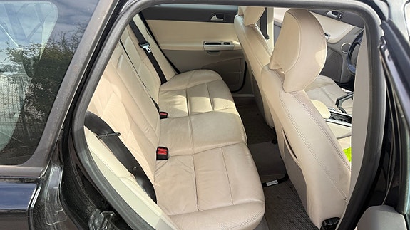 Volvo V50 13 of 13