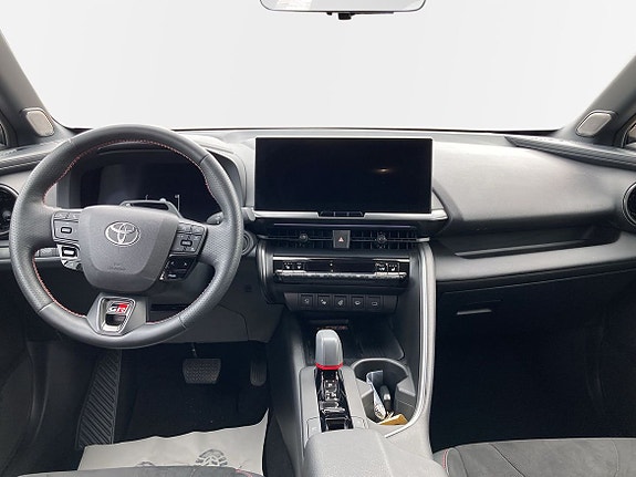 Toyota C-HR 9 of 11