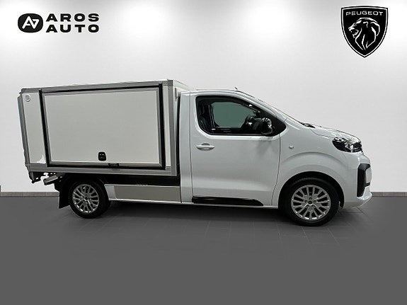 Peugeot e-Expert 6 of 14