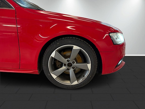 Audi A4 5 of 17
