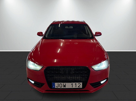 Audi A4 3 of 17