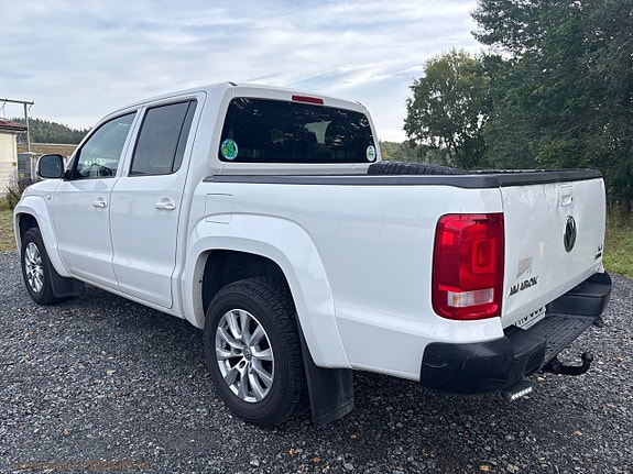 Volkswagen Amarok 8 of 27