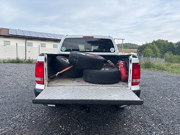 Volkswagen Amarok 10 of 27