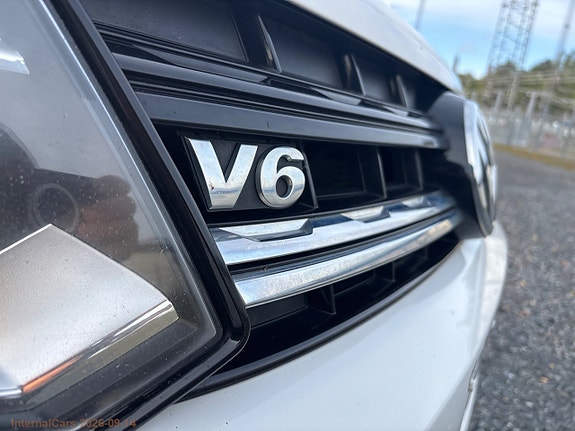 Volkswagen Amarok 4 of 27