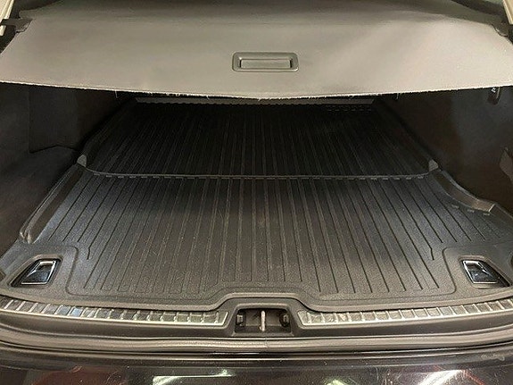 Volvo V90 Cross Country 6 of 8