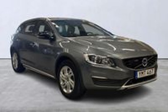 Volvo V60 Cross Country 5 of 9