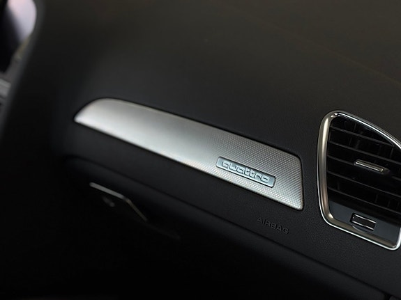 Audi A4 14 of 21