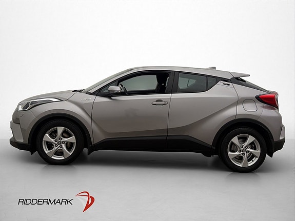 Toyota C-HR 5 of 27
