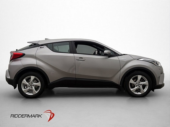 Toyota C-HR 9 of 27