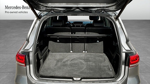 Mercedes-Benz EQB300 10 of 12