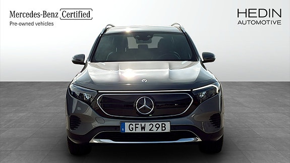 Mercedes-Benz EQB300 8 of 12