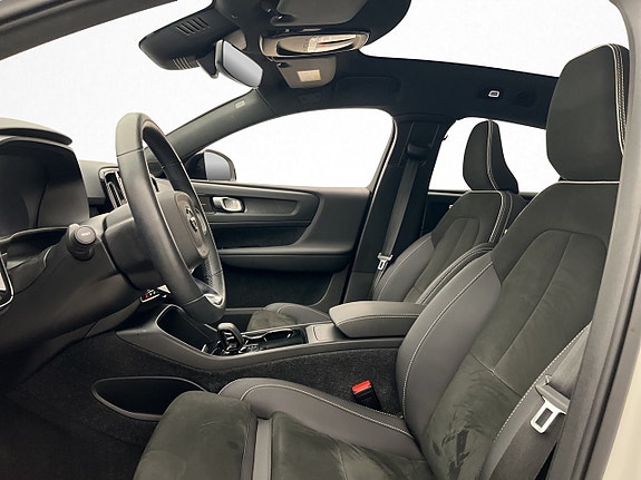 Volvo C40 16 of 30