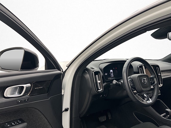 Volvo C40 11 of 30