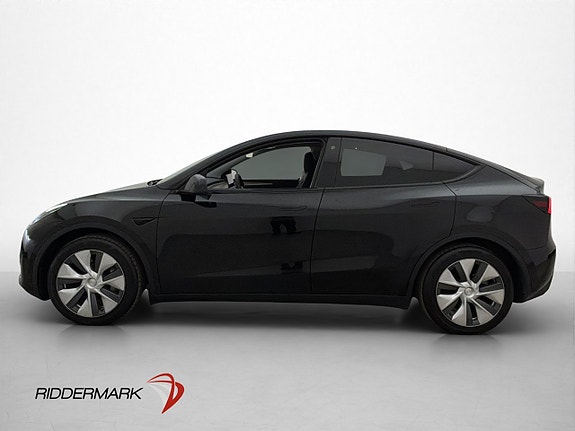 Tesla Model Y 5 of 29