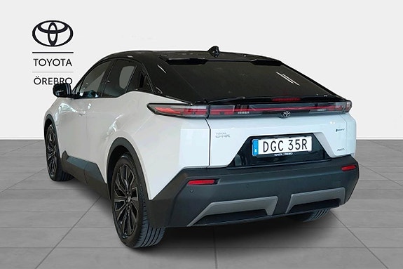 Toyota C-HR+ 3 of 10