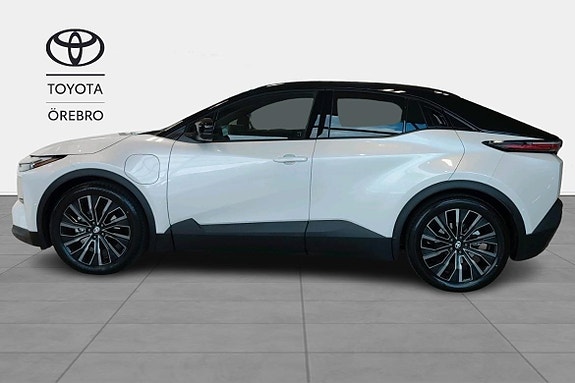 Toyota C-HR+ 2 of 10