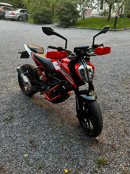 KTM 125 Duke 8 of 8