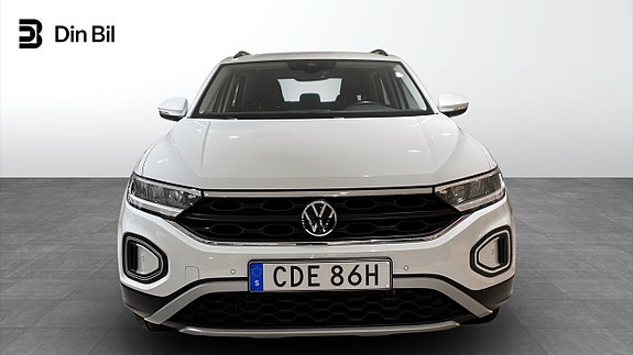 Volkswagen T-Roc 4 of 12