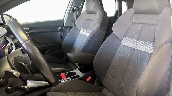 Audi A3 8 of 12