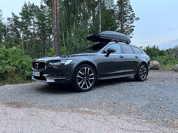 Volvo V90 Cross Country 14 of 14