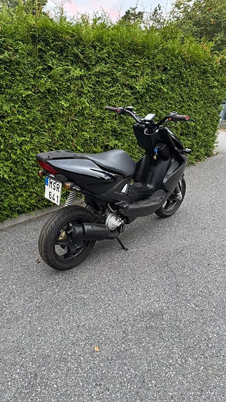Yamaha Aerox 4 of 7