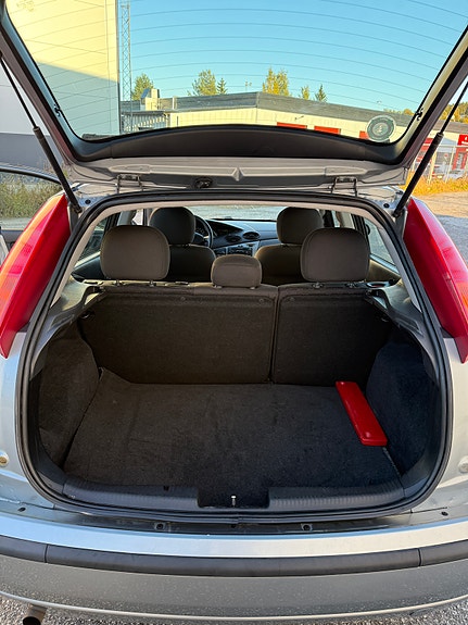 Ford Focus 13 of 15