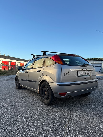 Ford Focus 4 of 15