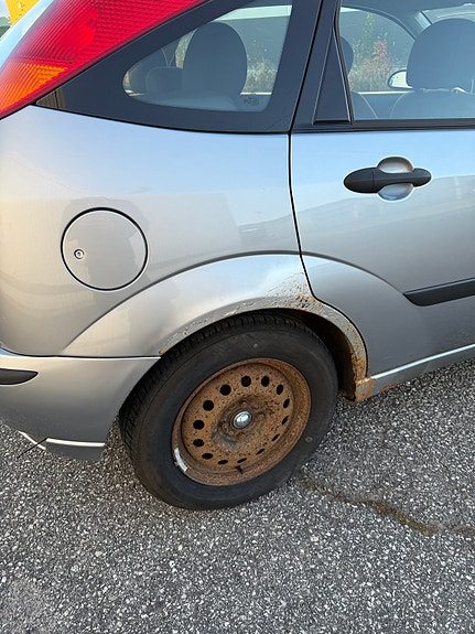 Ford Focus 8 of 15