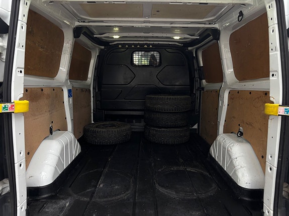 Ford Transit Custom 9 of 10
