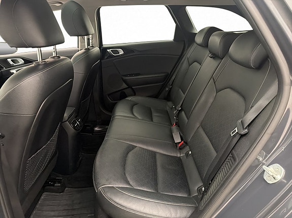 Kia Ceed 18 of 30