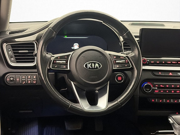 Kia Ceed 12 of 30