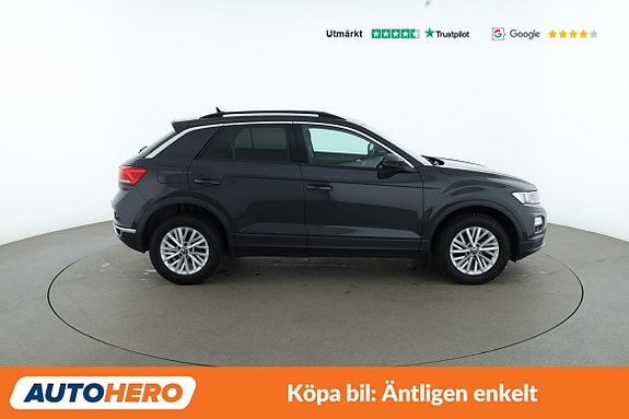 Volkswagen T-Roc 7 of 30