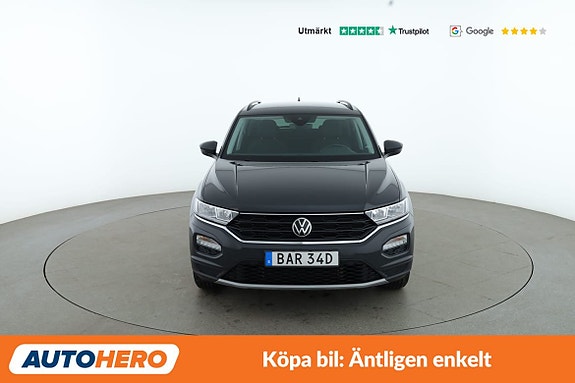 Volkswagen T-Roc 9 of 30
