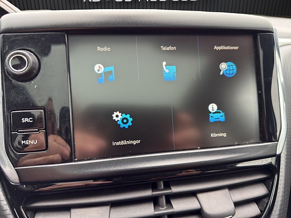Peugeot 208 18 of 21