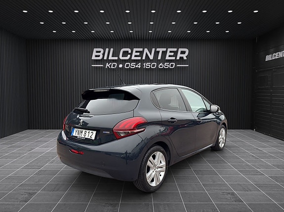Peugeot 208 7 of 21