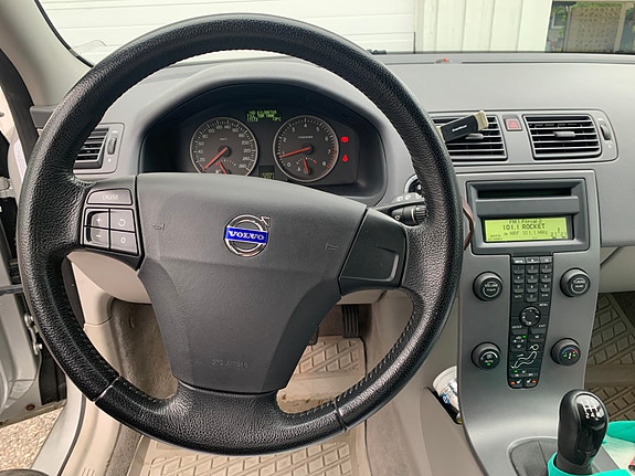 Volvo V50 5 of 6