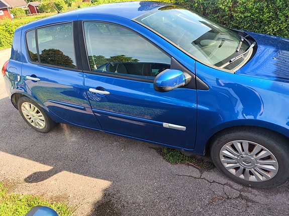 Renault Clio 4 of 6