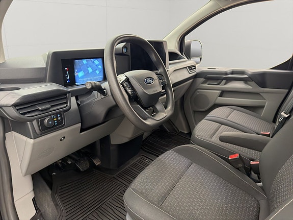 Ford Transit Custom 15 of 30
