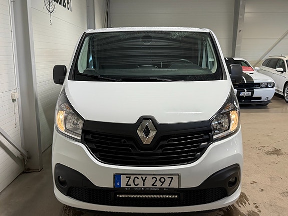Renault Trafic 9 of 21