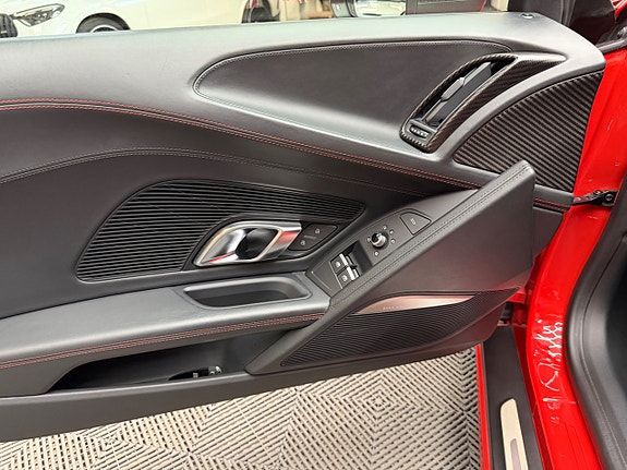 Audi R8 11 of 16