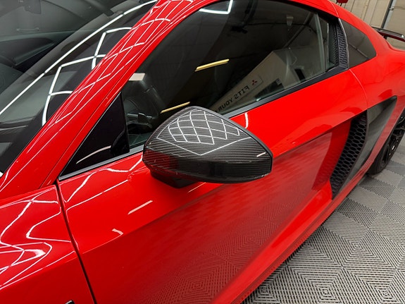 Audi R8 5 of 16