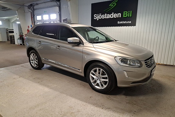 Volvo XC60 7 of 16