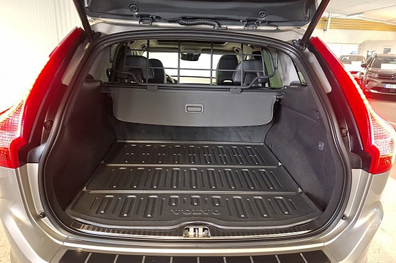 Volvo XC60 15 of 16