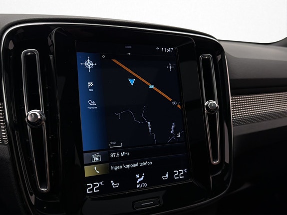 Volvo XC40 19 of 30
