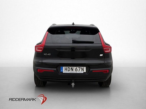 Volvo XC40 6 of 30
